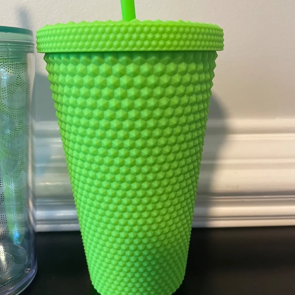 Starbucks grande tumblers